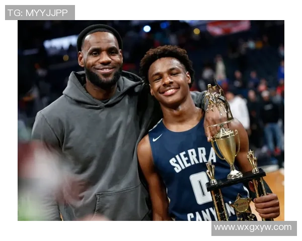 足球球星热议詹姆斯全面表现彰显跨界体育巨星风采